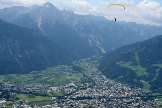 Landeanflug in der Talsohle