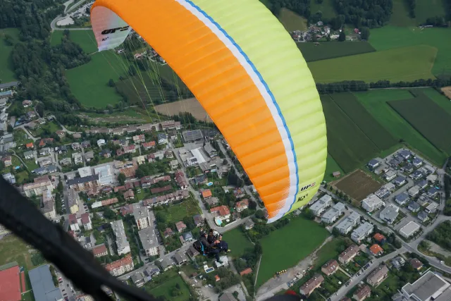 Schöner Sommertag zum Fliegen