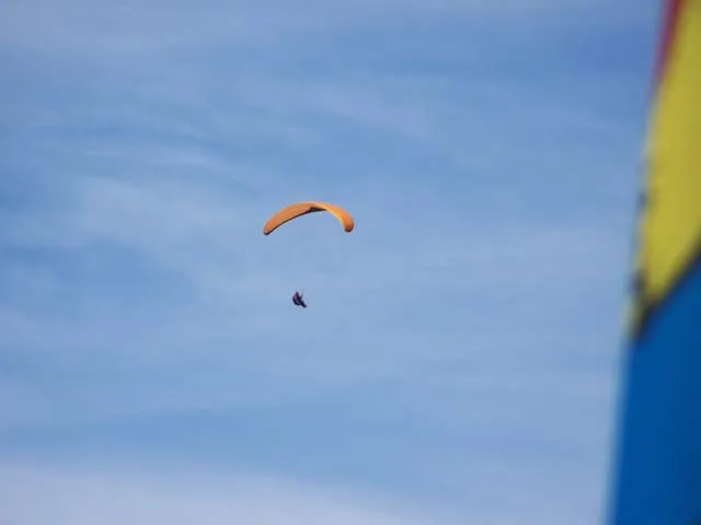100_8589